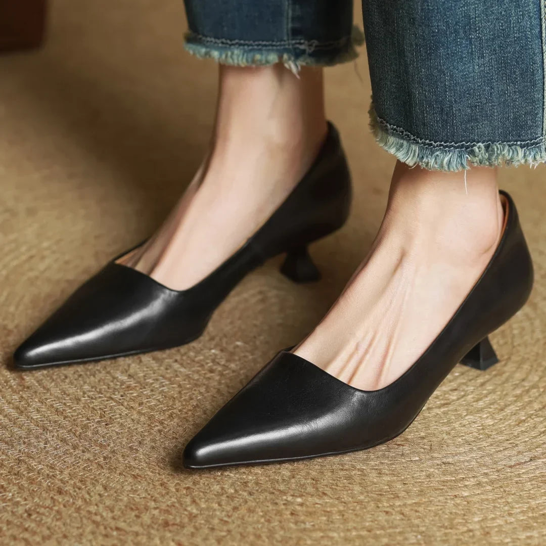 Escarpins en Cuir à Talon Kitten — Escarpins Sandalo, vue 1