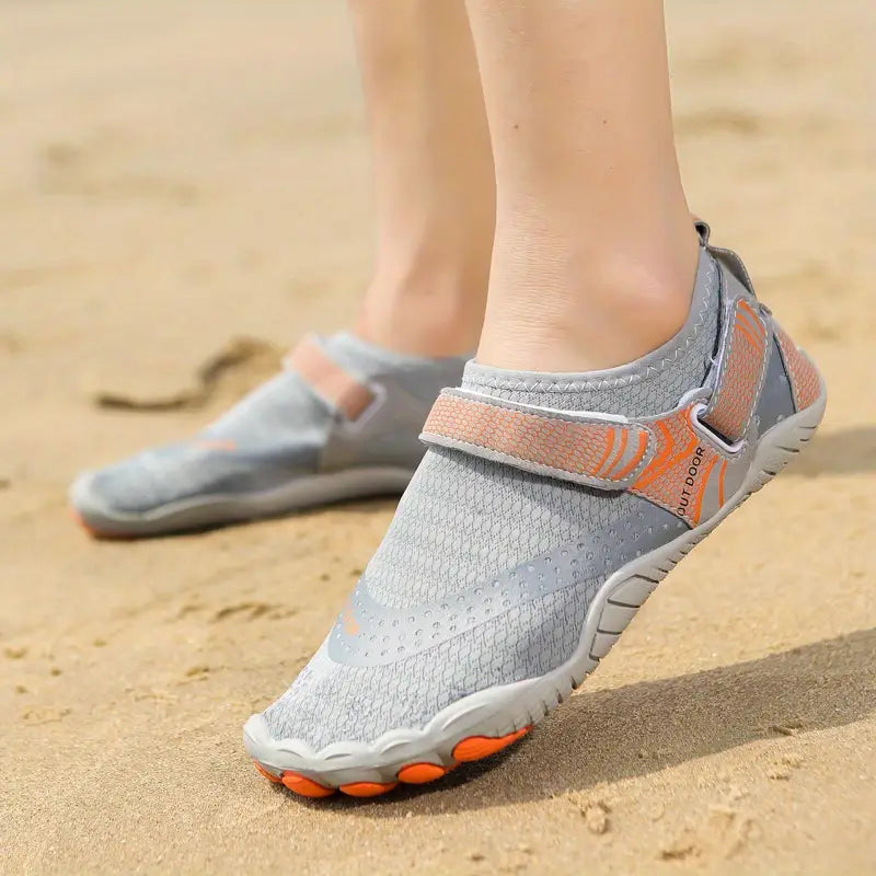 Chaussures Aquatiques Aventure™ — Chaussures Barefoot Sandalo, vue 1